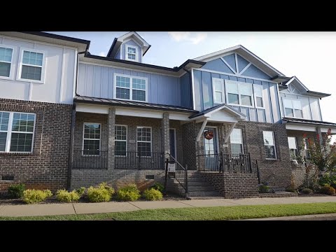 136 Savannah Ave, Pleasant View, TN home video tour