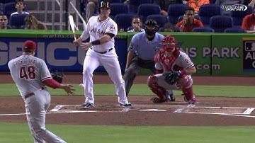 PHI@MIA: Eickhoff shaken up, stays in game