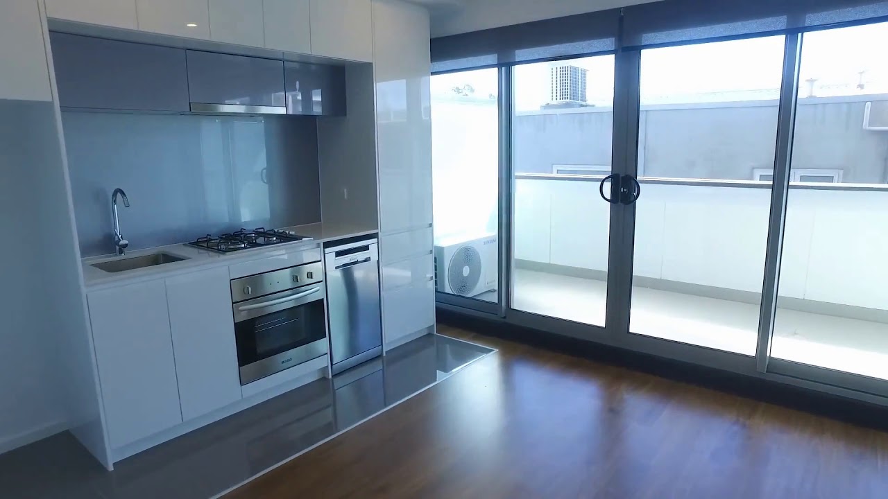 Rental Property in Melbourne: Preston Apartment 1BR/1BA by Melbourne