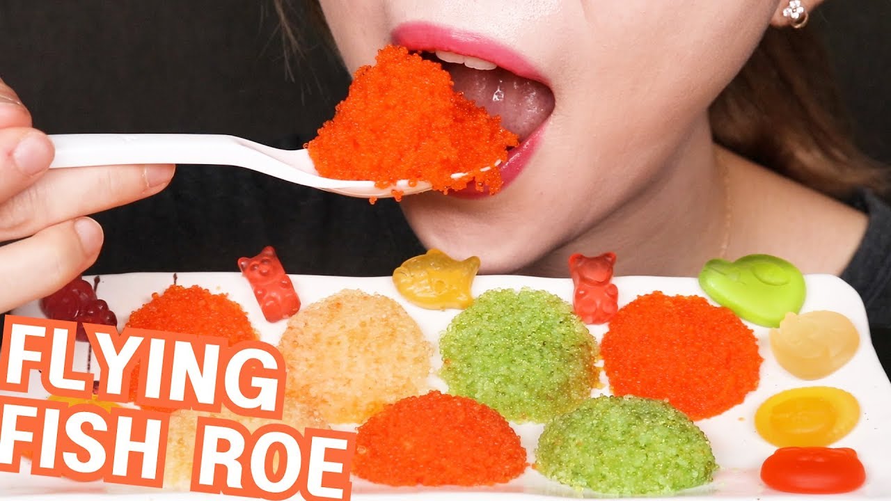 FLYING FISH ROE & JELLY 날치알 젤리/EATING ASMR REALSOUNDS MUKBANG (No ...