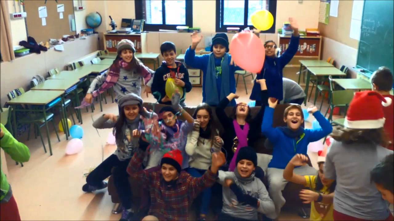 Escola Mare de Déu de la Muntanya (Esparreguera)  - FELICITACIÓ NADAL 2014