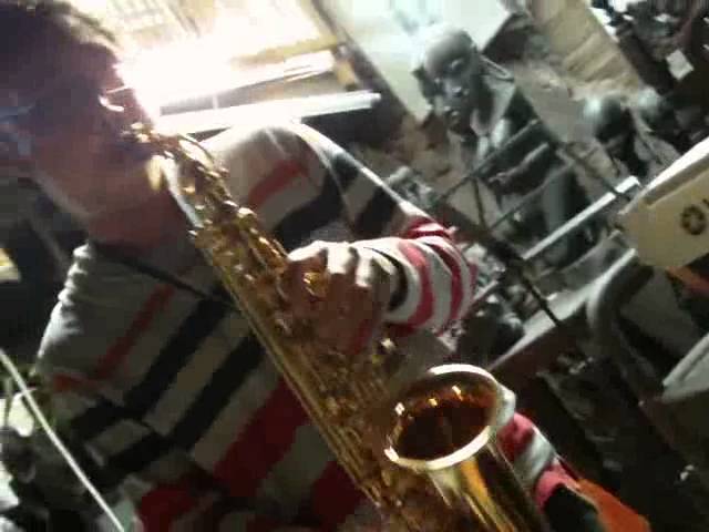 Janji suci - Cover by Daniel R Situmorang from Rumah Tiup Tina Saxophone class=