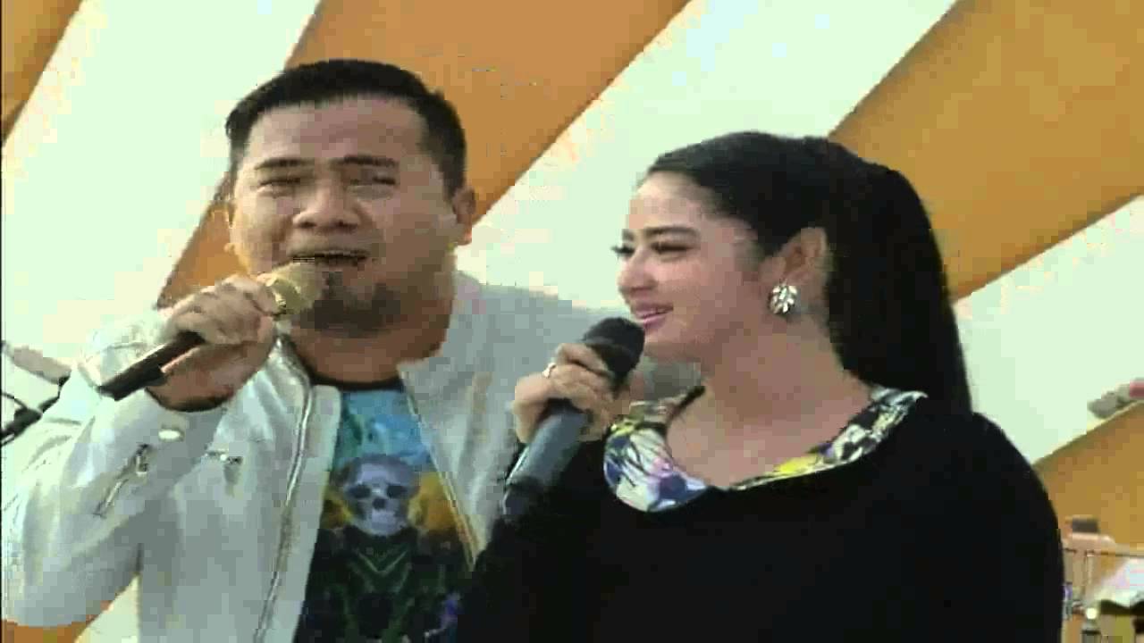 Dewi Persik Duet Mesra Dengan Saipul Jamil - MNCTV Festival (11/10)