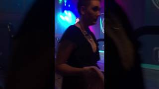 Famous Oona Repo-I Have Nothing Wealth