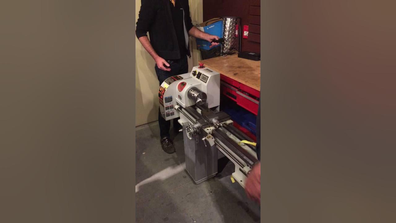 How to Lift a 200 lbs table top Lathe without breaking your back using