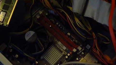 Trying to install my ST1G2D800 Spectek Crucial 1gb Desktop DDR2 RAM I got for $7. What not to do.