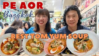 Pe Aor : Serves up one of the best noodles in tom yum soup in Bangkok