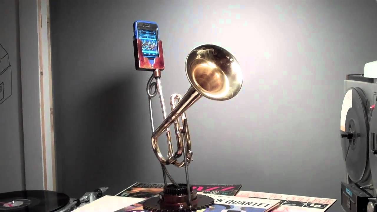 AnalogTelePhonographer iphone trumpet amplifier YouTube