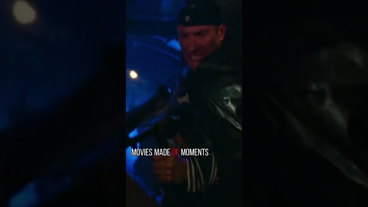 A fierce battle between Turkish agents and German troops took place in a German U-boat."Torpedo".