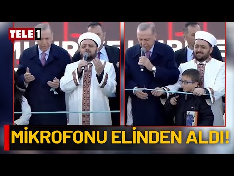 Erdoğan imamı durdurdu: Fatiha sonra önce kurdela