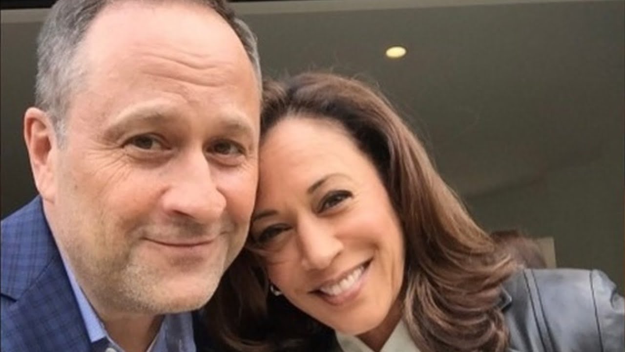 The Truth About Kamala Harris And Douglas Emhoff's Marriage