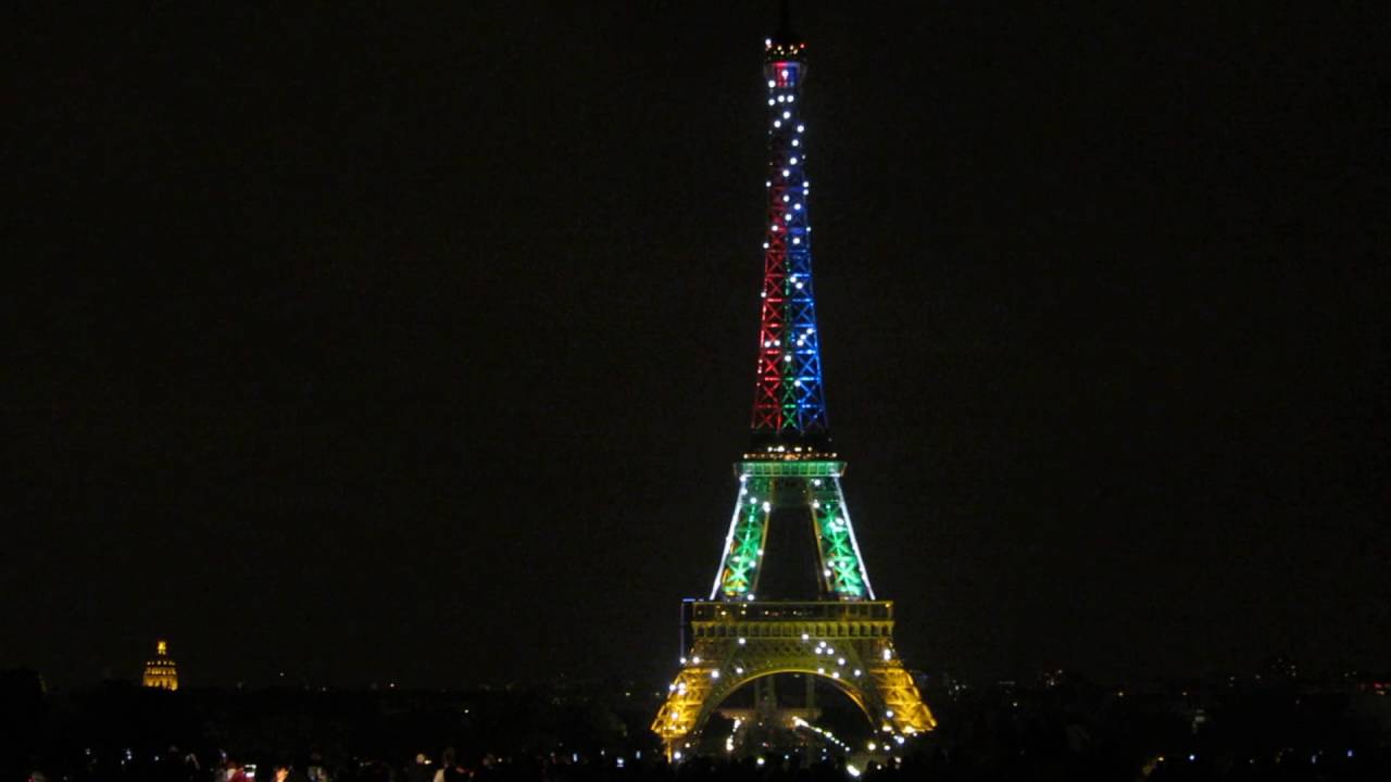 eiffel tower in paris