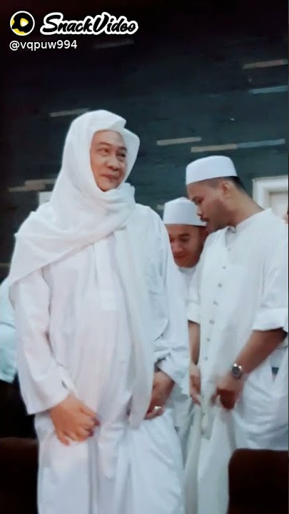 kenangan almaghfurlah abuya uci bersama habib lutfi
