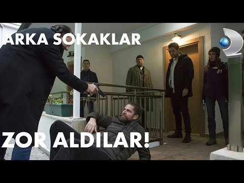 Hüsnü Kaçmaya Çalışan Tarık 'ı Yakaladı! | Arka Sokaklar 542. Bölüm