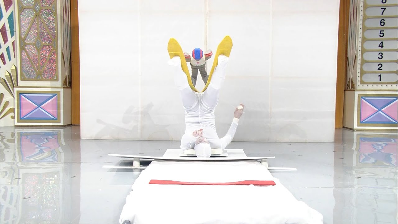 日テレ公式【仮装大賞】スキージャンプ - YouTube