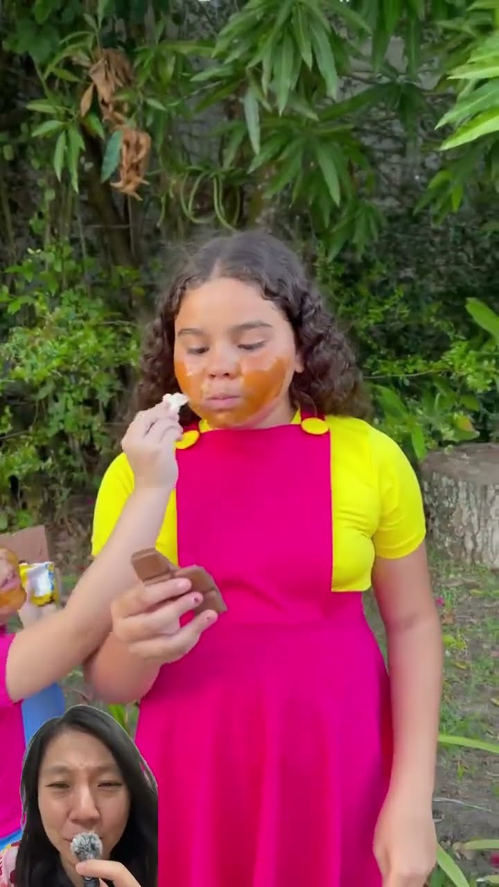 MAKAN COKLAT SAMPE BELEPOTAN SEMUA ?