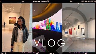 VLOG | COME W/ ME TO A TV SHOW TO SUPPORT MY COUSIN, MY BESTFRIEND VISITS ME, MUSEUM DATE, &amp; more!