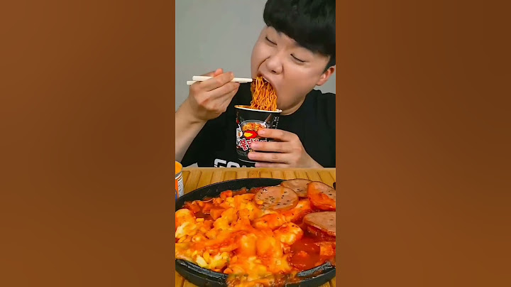 اكل اندومي كوري حار