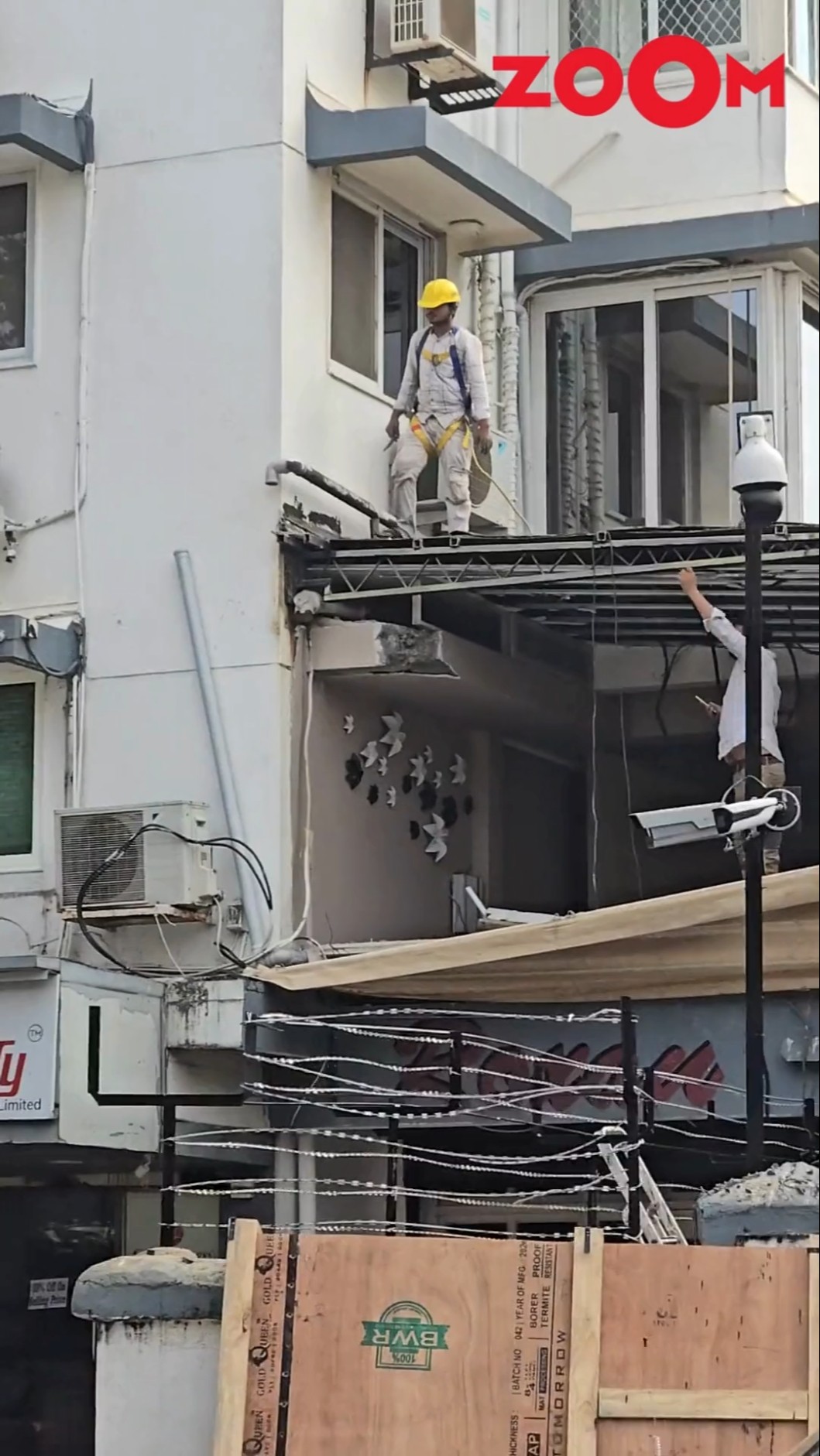 Security at Salman Khan's house ‘Galaxy’ increased ?#salmankhan #shorts