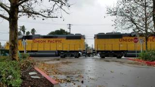 Thumbnail Mather Field/Mills Station Entrance Crossing, UP 559 Placerville/Folsom Turn Local, Rancho Cordova C