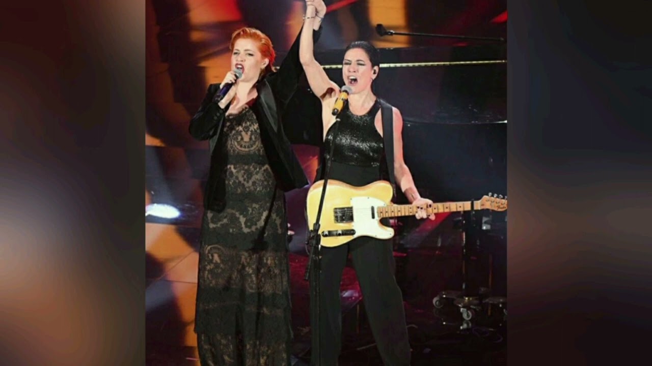 Noemi Non smettere mai di cercarmi feat. Paola Turci (Festival di Sanremo 2018) YouTube Noemi Non smettere mai di cercarmi feat. Paola Turci (Festival di Sanremo 2018) YouTube
