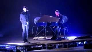 HURTS - Help (Berlin Velodrom, 10.11.2013)