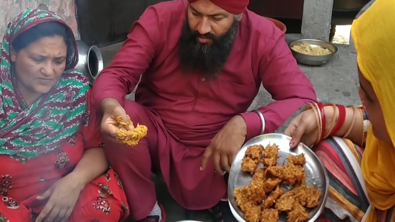 ਅੱਜ ਅਸੀਂ ਰਲਮਿਲ ਬਣਾਏ ਘੀਆ ਦੇ ਕੋਪਤੇ  ਕੱਲ੍ਹ ਨੂੰ ਬਣਾਵਾਂਗੇ????