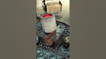 Thumbnail of Alat yang sederhana untuk mencetak besi panas dengan praktis #shorts