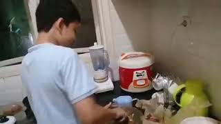 Alwi assegaf - udah sholeh,pintar,ganteng, dan pintar masak lagi