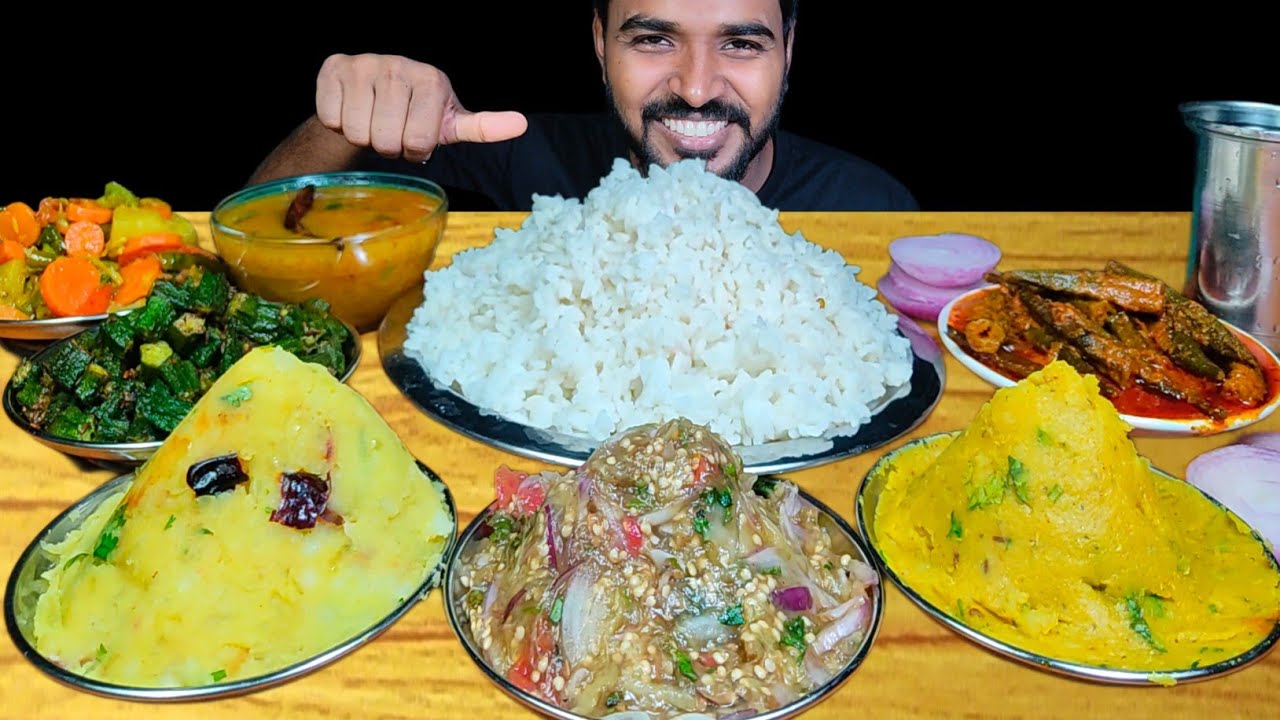 Eating Dal Chawal with Aloo Bharta, Baingan Bharta Dal Bharta, Bhindi Masala, Mix Sabji & Bhindi Fry