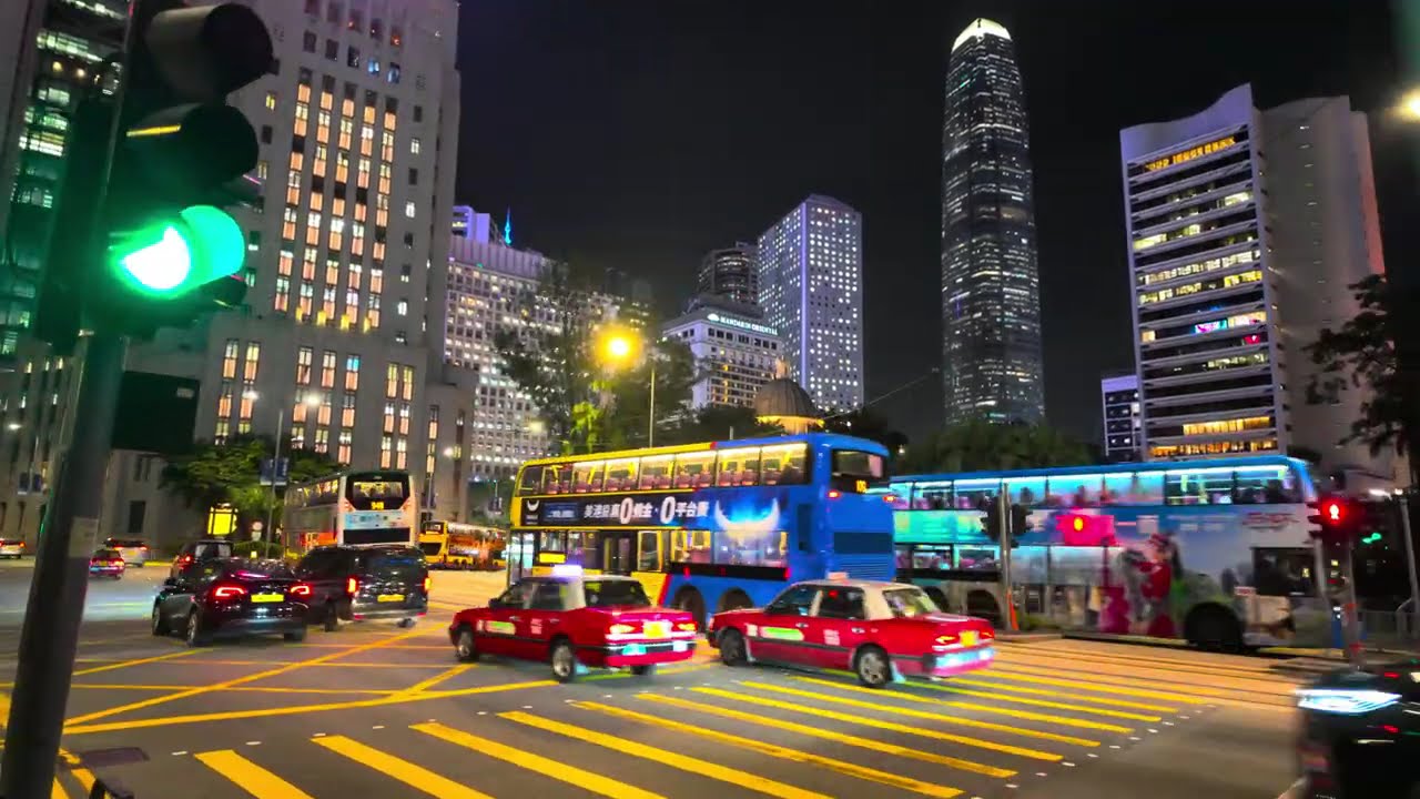 Walking near the Bank of China Hong Kong (4K HDR)