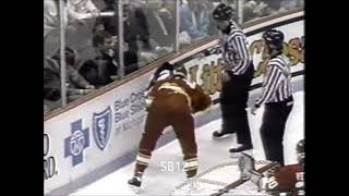 Gary Roberts vs Martin Lapointe Dec. 3/1991 (hl)