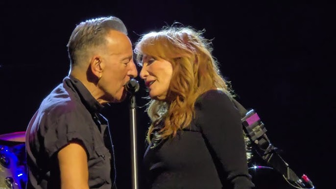 Bruce Springsteen & Patti Scialfa - "Tougher Than the Rest" & "Fire" - Los  Angeles - April 7, 2024 - YouTube