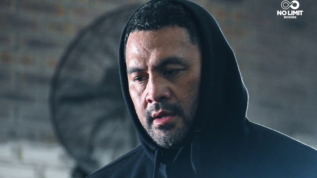 Mark Hunt Training for Fight with Paul Gallen