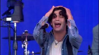 Download lagu The 1975 - She's American (Live At Rock Werchter 2019)