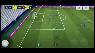 Jogando com firmeza o Efootball Mobile Brasil 