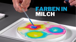 Farbenspiele in Milch - Mitmach-Experiment