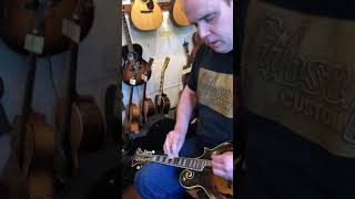 Miniatura de vídeo de "Swing 42: Joscho Stephan, Richard Smith and Rory Hoffman at Schoenberg Guitars, Tiburon CA"
