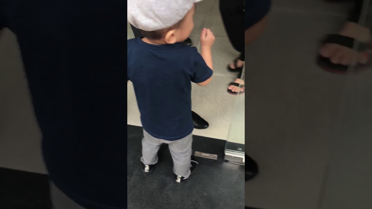 Ông cụ non. Sưm mà thấy mắc cười - YouTube