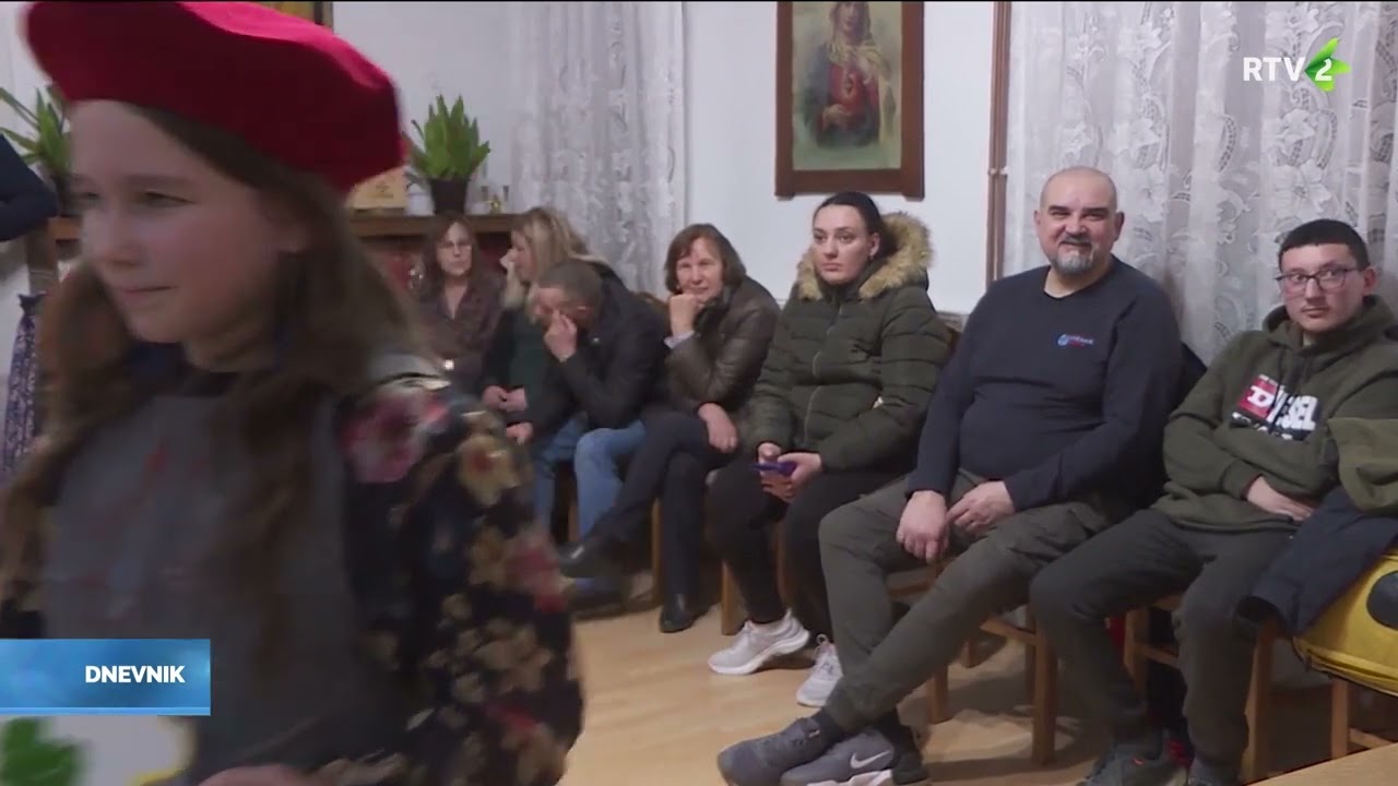 Članovi udruge Dr. Nikola Dogan priredili maskenbal u Hrtkovcima