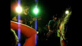 Streetlight Manifesto- Linoleum (NOFX cover) and It's a Wonderful Life (BOTAR) (LIVE)