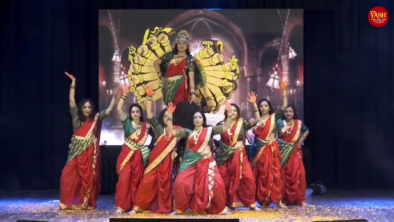 महाराष्ट्राची लोकधारा - dance performance by lady doctors group