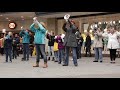 Flash Mob - Performing &quot;Party Rock Anthem&quot; in a plaza (HD) 🎵💃🏽