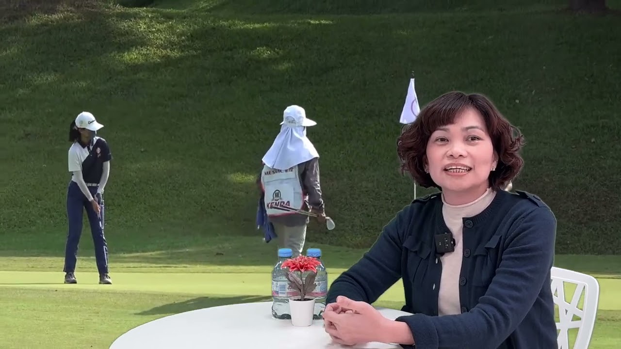 Agnes's mother sharing her experience at Hong Wen International School
