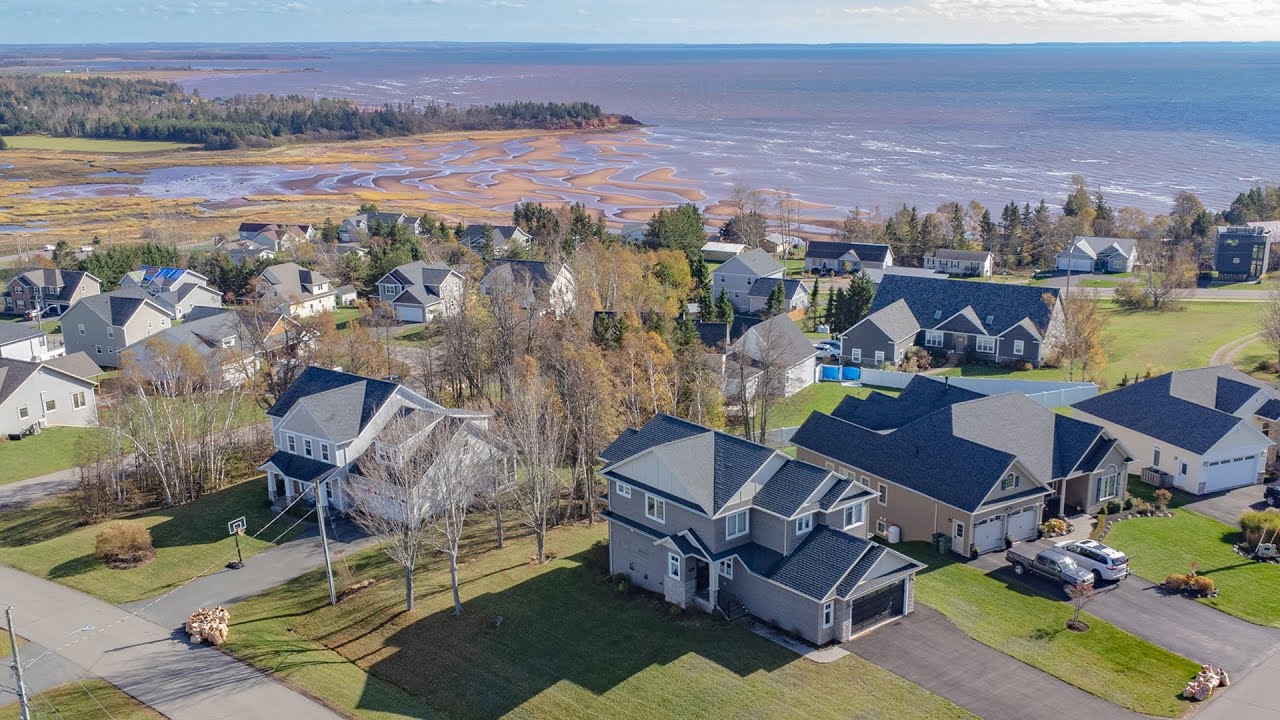25 Southampton Dr, Stratford PEI YouTube