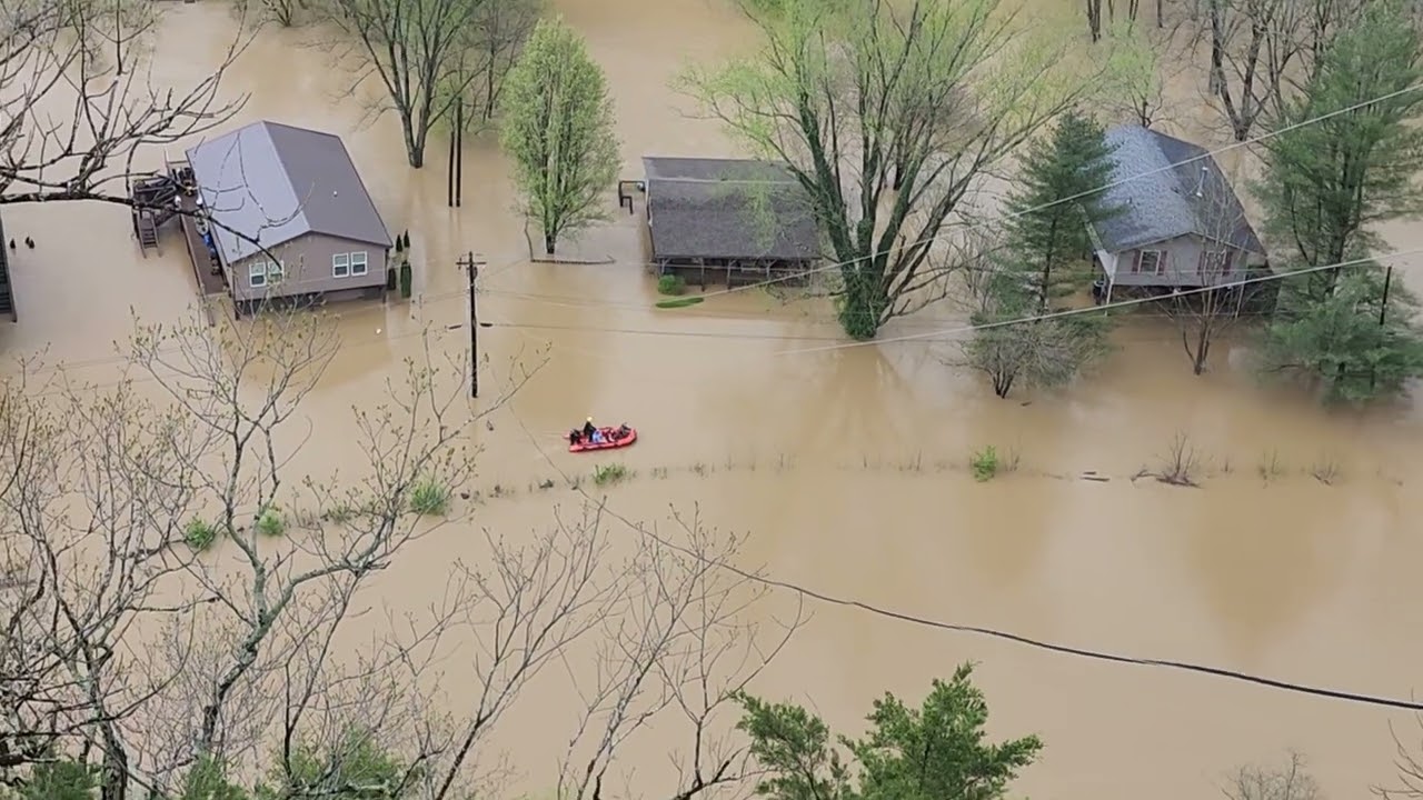 2025 Kentucky River flood rescue at High Bridge