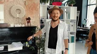 Съемка фото и видео для  микростоков и макростоков. Снимай и зарабатывай!  Laptops. BTS