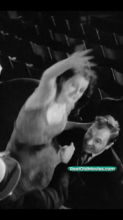 King Kong begins his NYC rampage in the 1933 classic movie