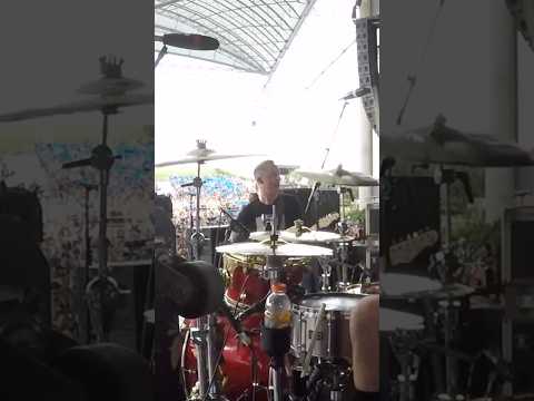 Ryan Key from Yellowcard played 2nd guitar with New Found Glory at Warped Tour 2018 in Tampa! #TBT
