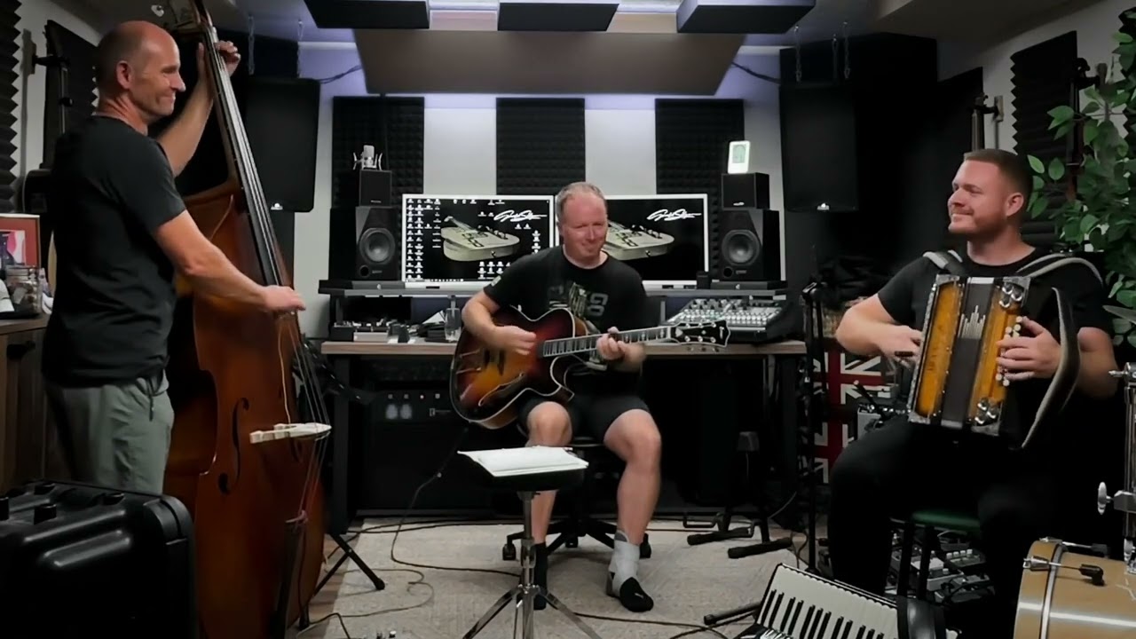 Patrik Hoetzl Trio - Steirisch Swingt